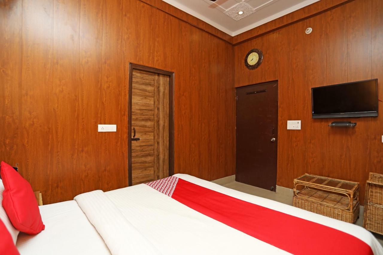Hotel Saptrishi Rišikéš Exteriér fotografie